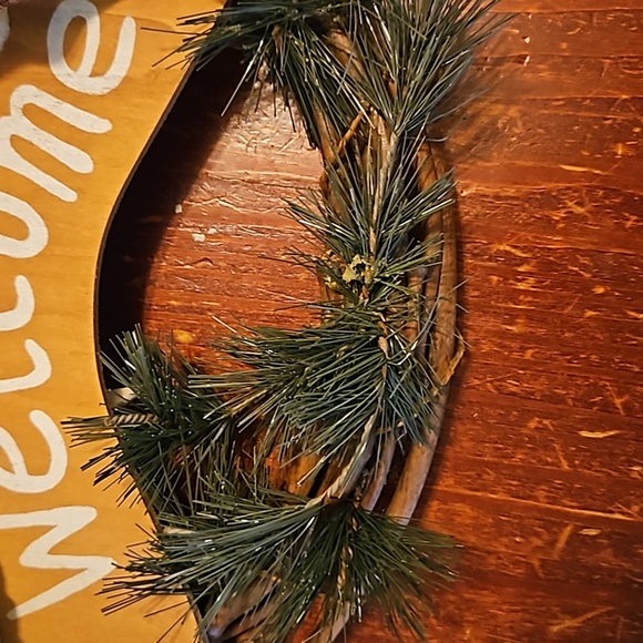 Rustic Retro Christmas Snowman Welcome Sign - Picture 5 of 8